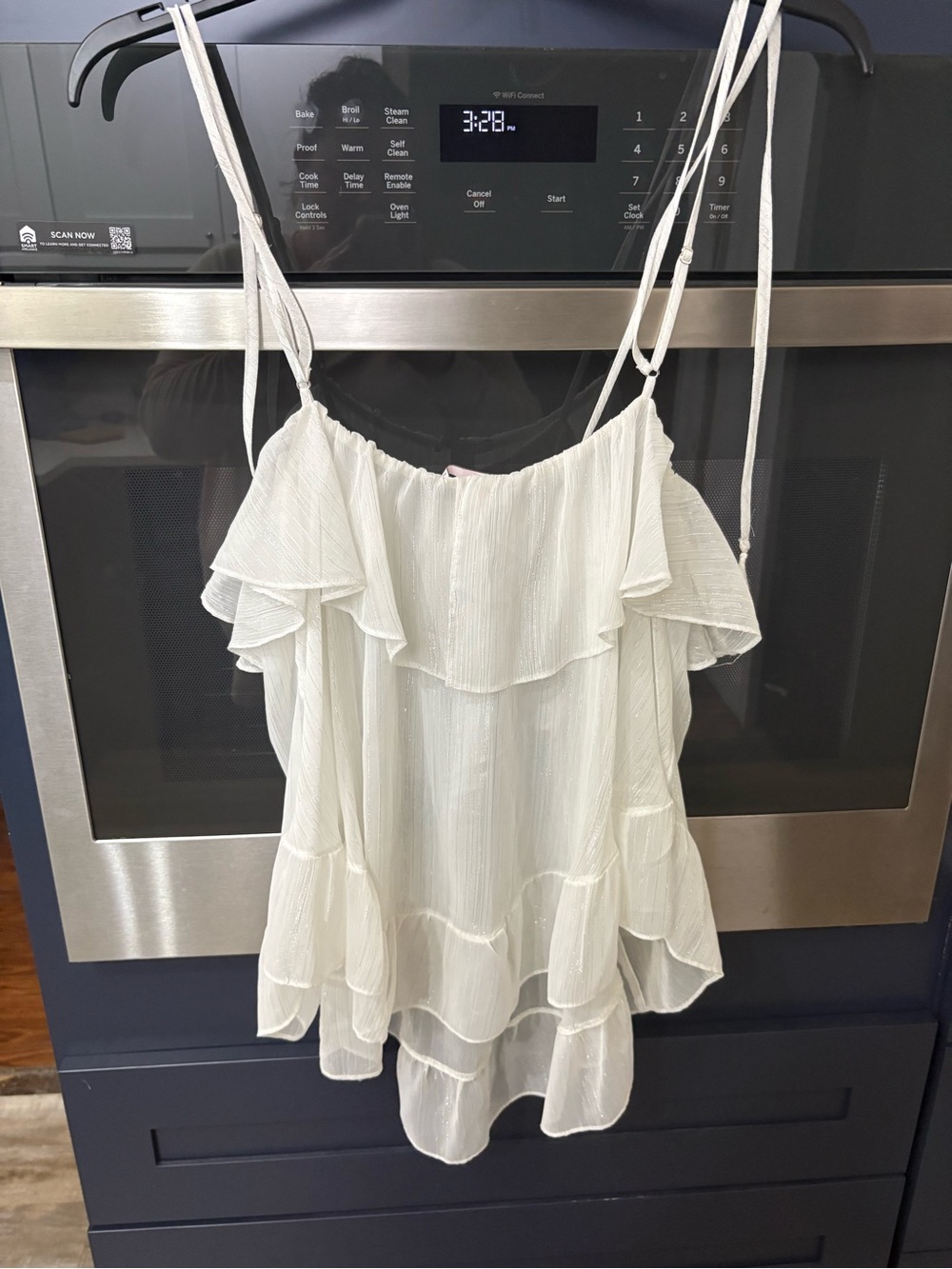 Victoria’s Secret White Shimmer Ruffle Cold Shoulder Cami Top Size M